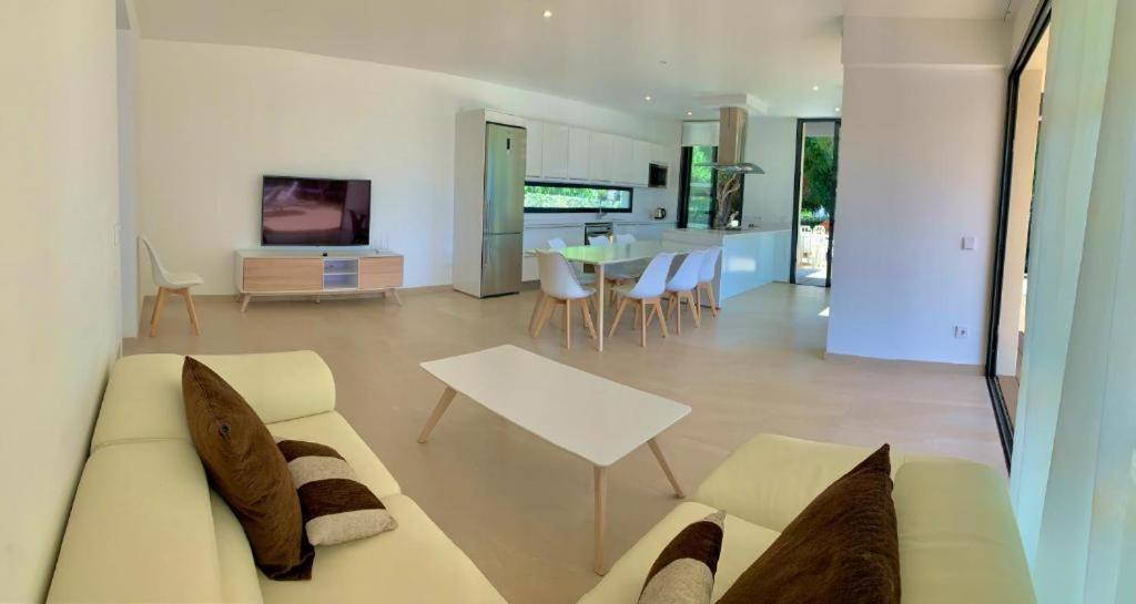 Villa Sonia Cala'N Blanes  Ngoại thất bức ảnh