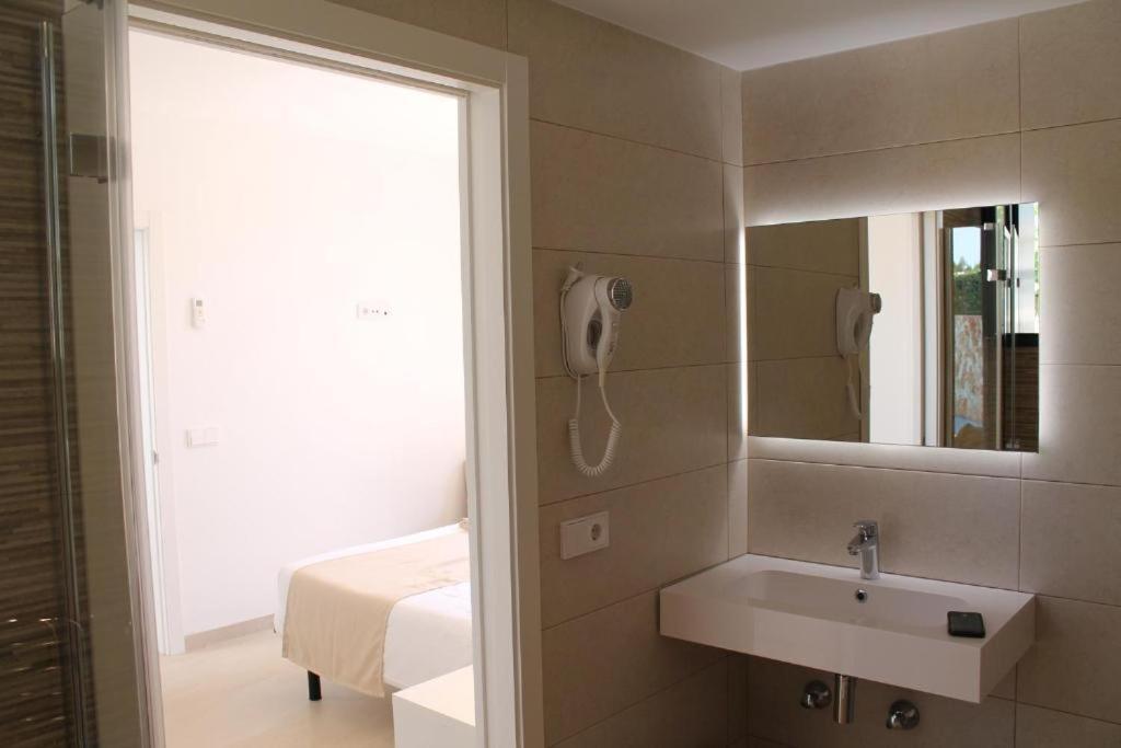 Villa Sonia Cala'N Blanes  Ngoại thất bức ảnh