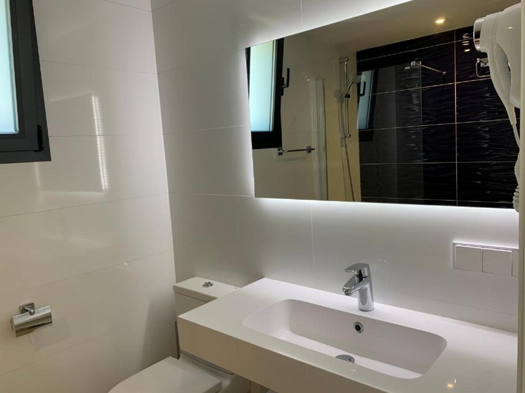 Villa Sonia Cala'N Blanes  Ngoại thất bức ảnh